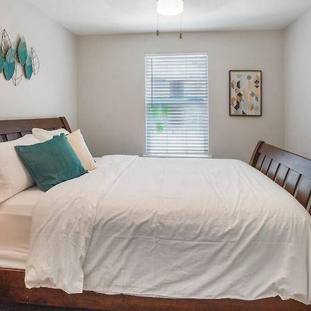 Cozy Two Bedroom Home Minutes From Downtown! Houston Eksteriør bilde